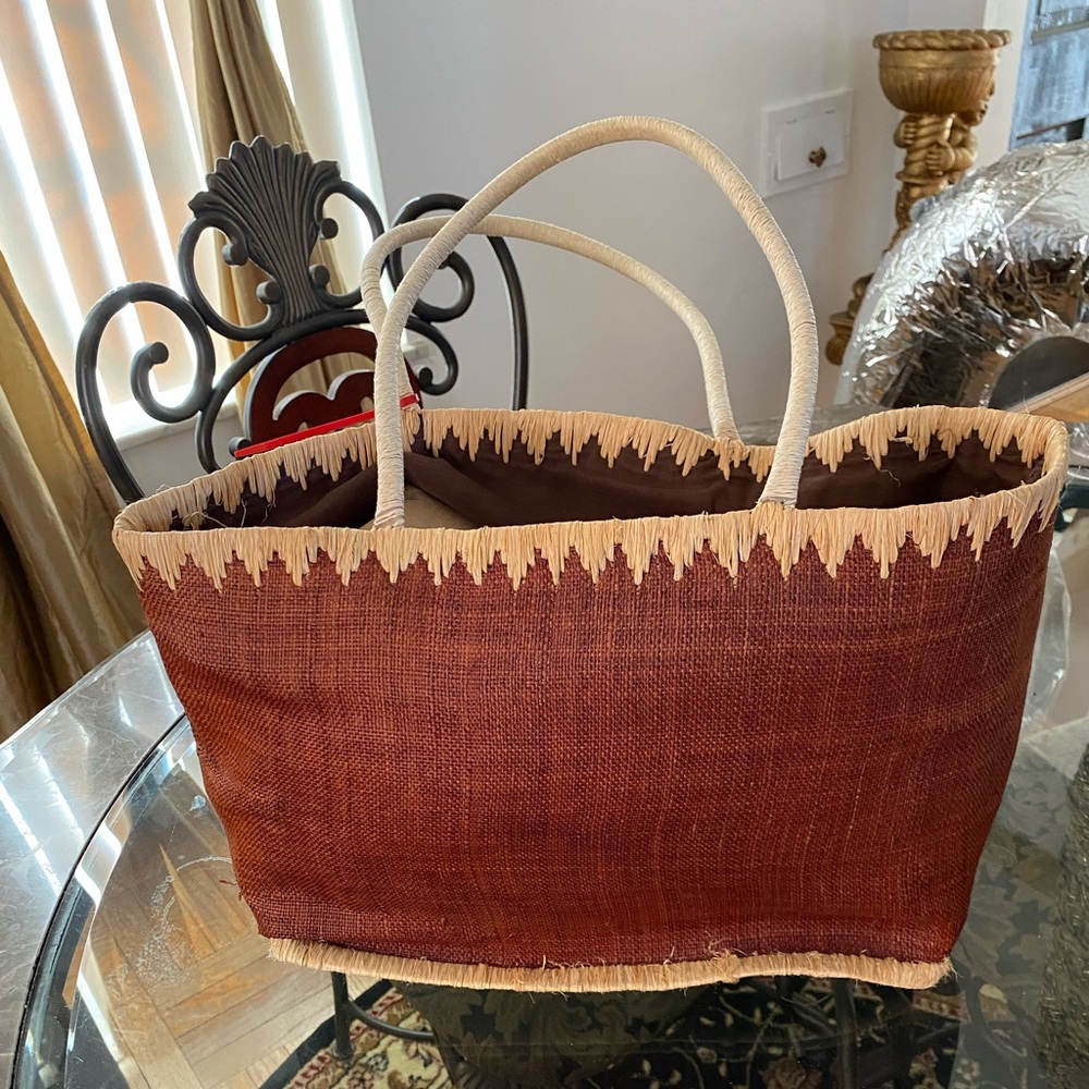 Straw bag